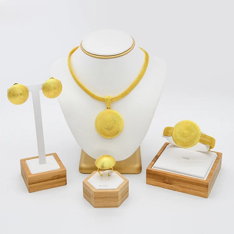 Petra Gold jewelry set