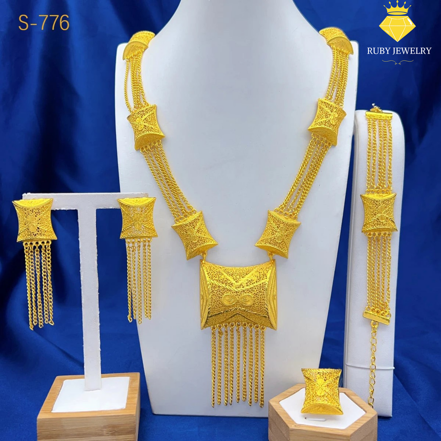 Gold Jewelry Sets